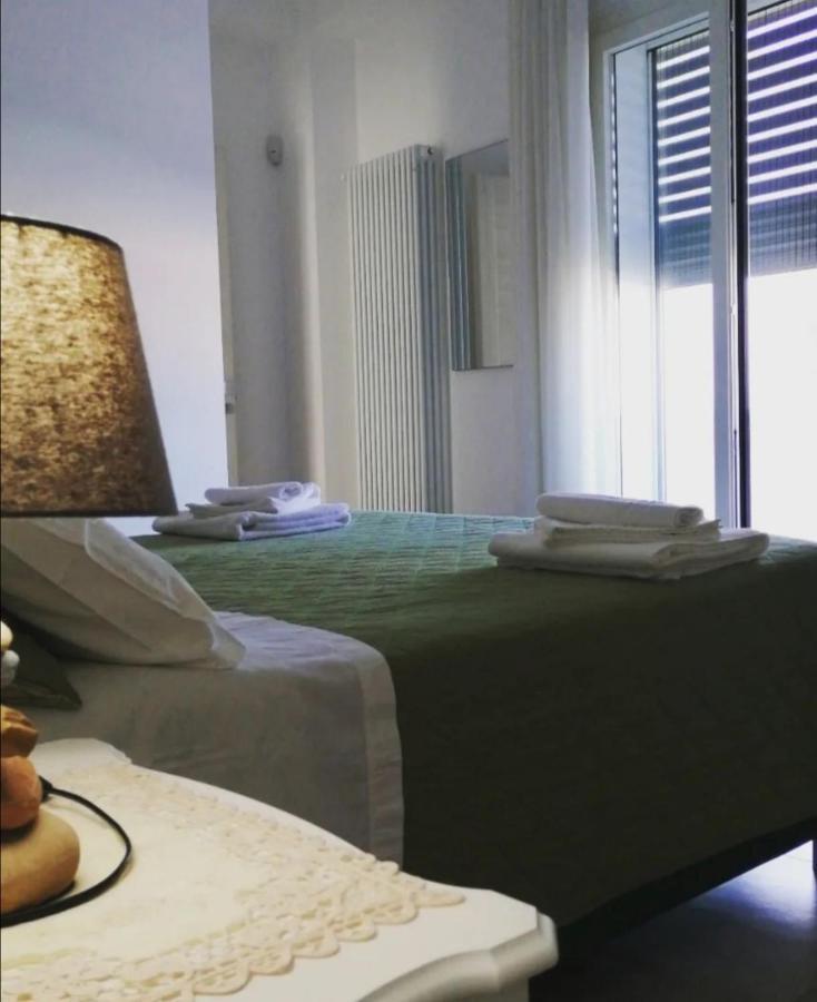 レヴェラーノ Il Matino Bed & Breakfast エクステリア 写真