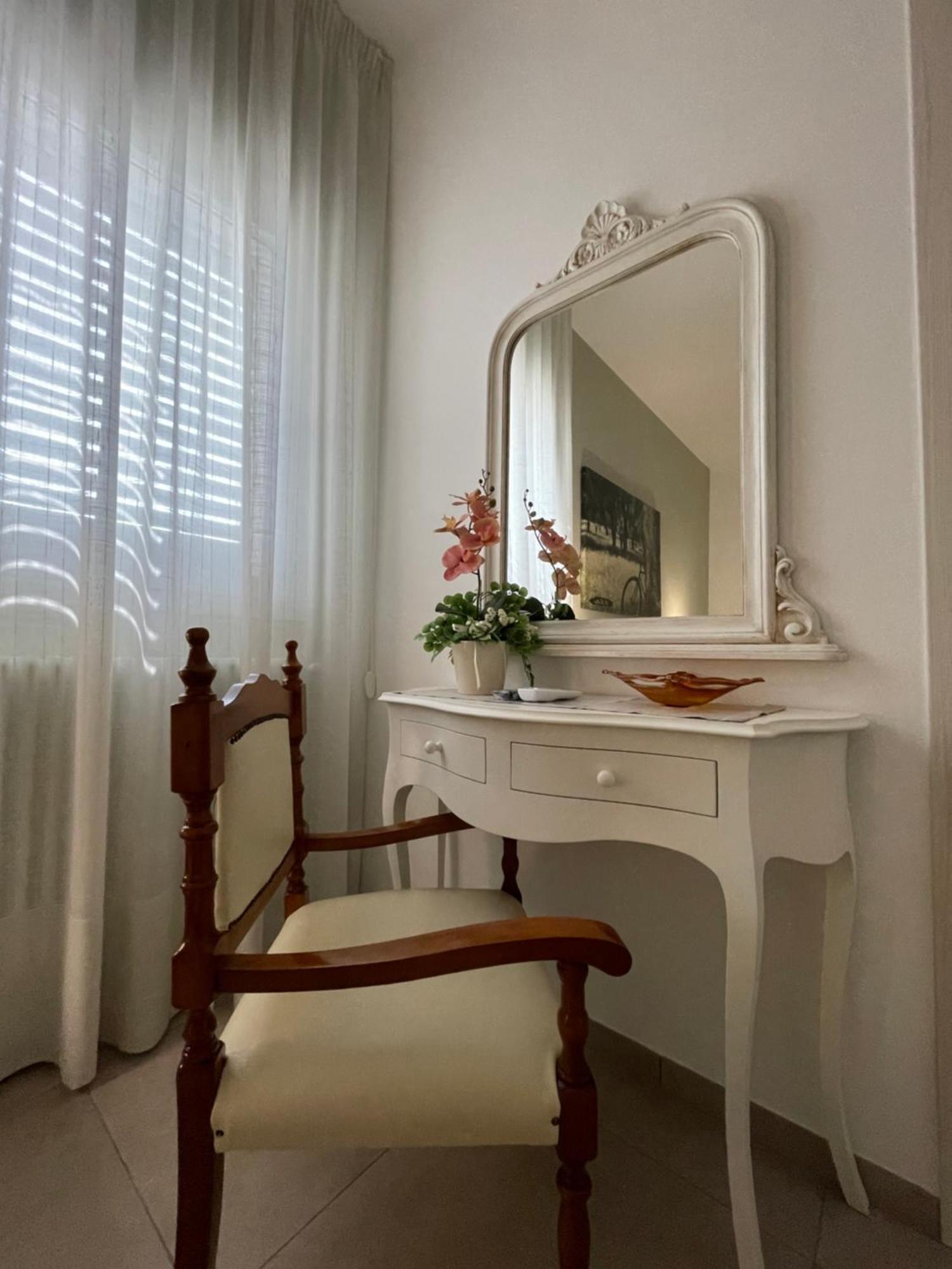 レヴェラーノ Il Matino Bed & Breakfast エクステリア 写真
